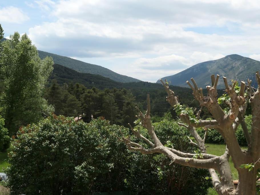 Montagne, Mer Et Verdon Seranon Bagian luar foto