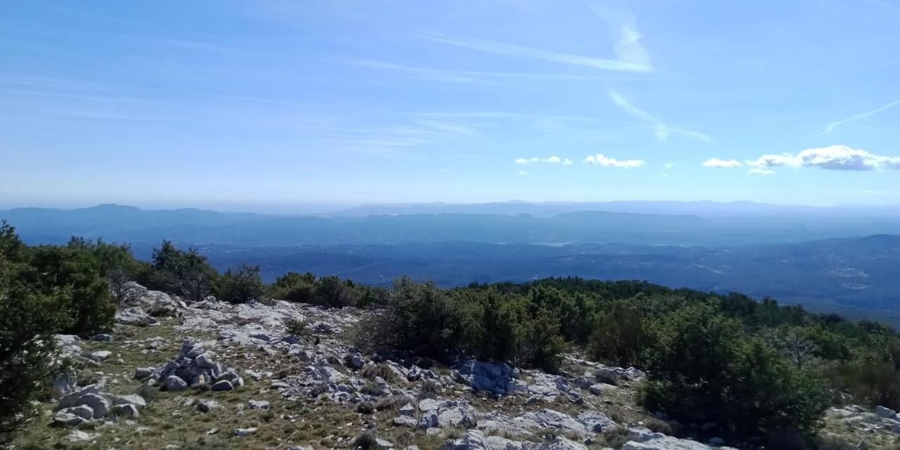 Montagne, Mer Et Verdon Seranon Bagian luar foto